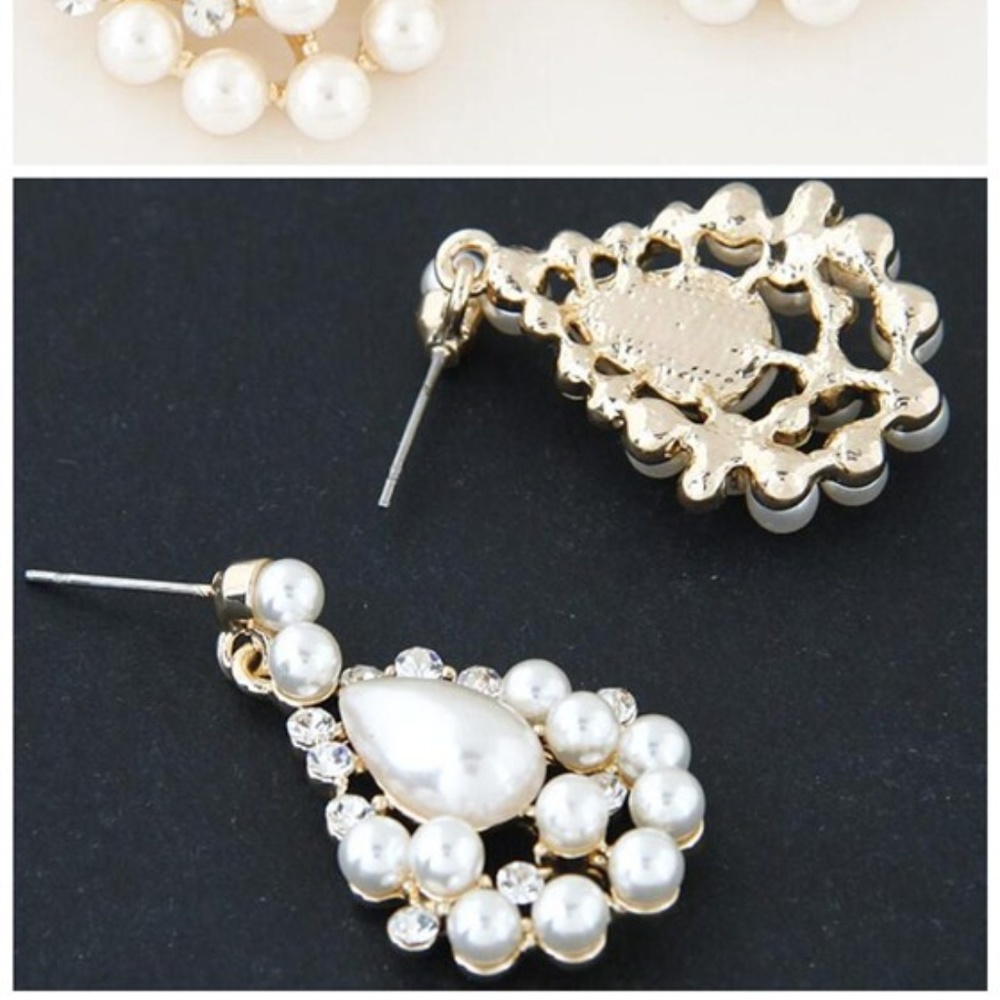 Rhinestone and Pearl  Hollow Earrings - Picture 3 of 3